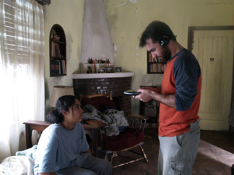 3 Americas: Living Room